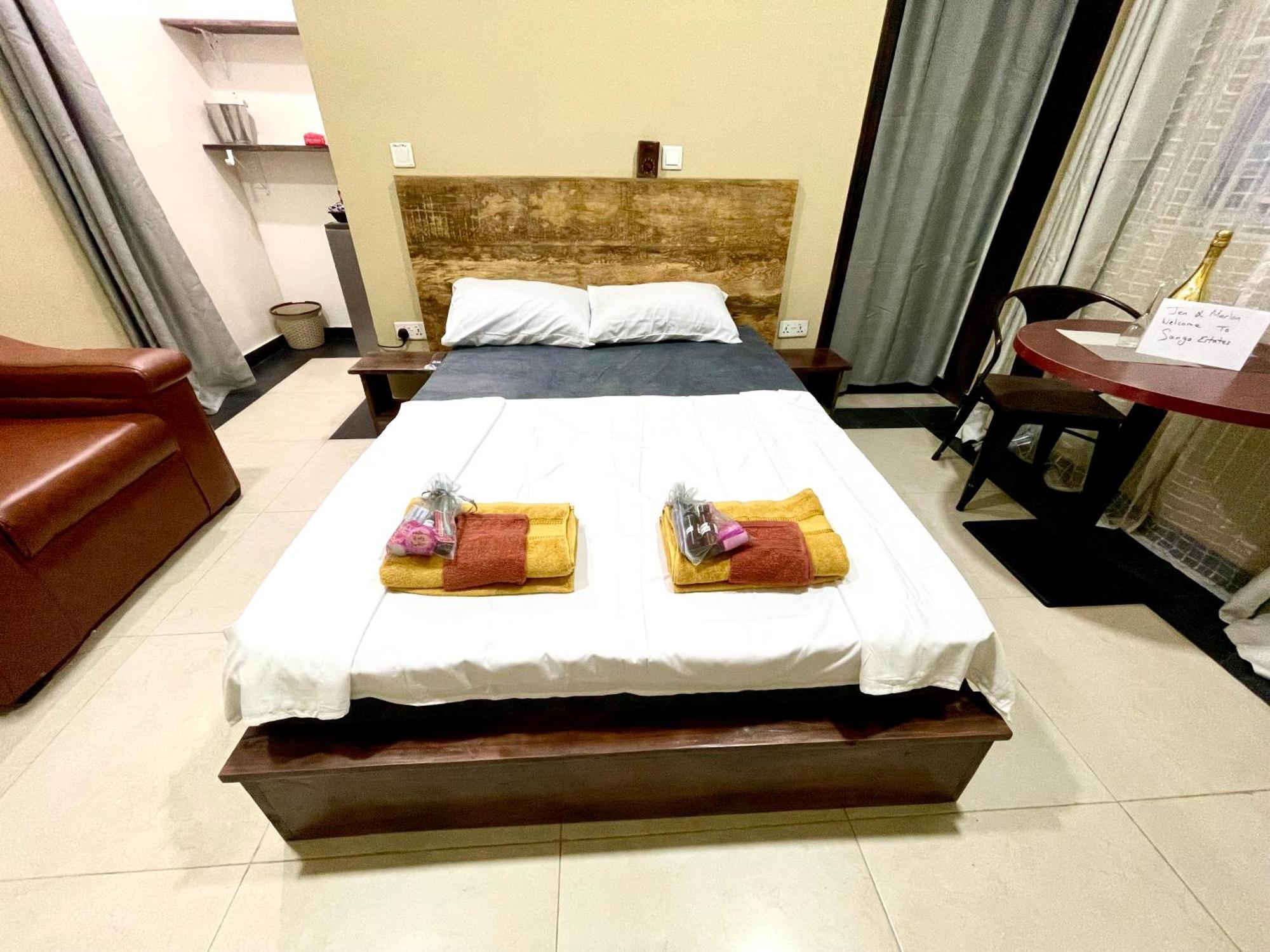 Accra Luxury Apartments At The Sanga Estates Oduman Chambre photo